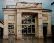 Universität